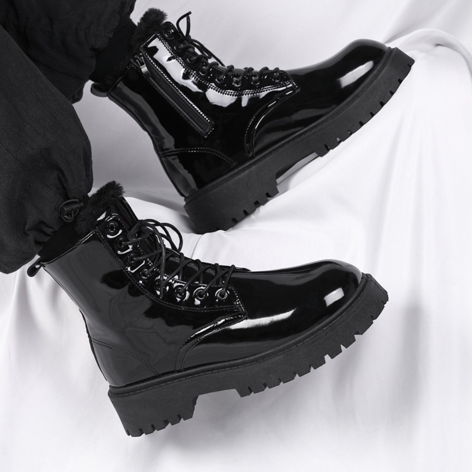 أحذية رجالية دافئة مبطنة بالفر - مراجعة Men'S Fashion News وسعره